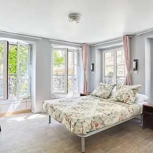 Le Petit Borda Hotel