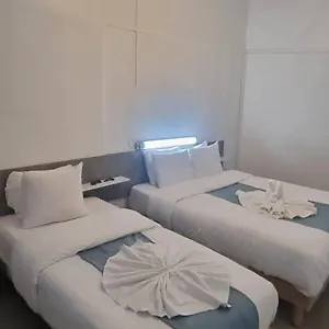 Aboukir Hotel