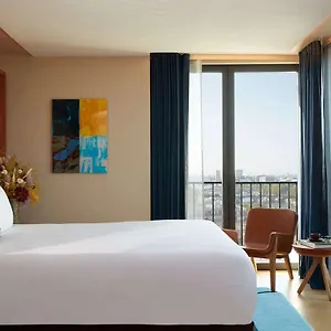 So/ Hotel